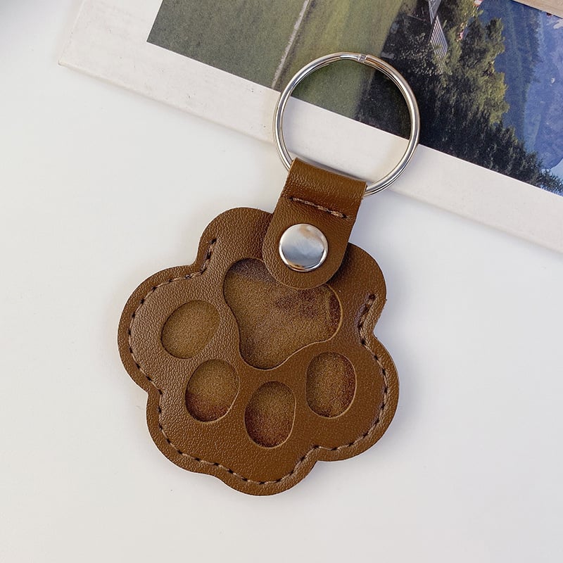🐾Pet Paw Shaped Leather Keychain - Keep Them By Your Side✨