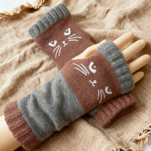 ❄️Women’s Knitted Fingerless Gloves with Cute Cat – Cozy, Stylish & Practical Winter Hand Warmers 🐾
